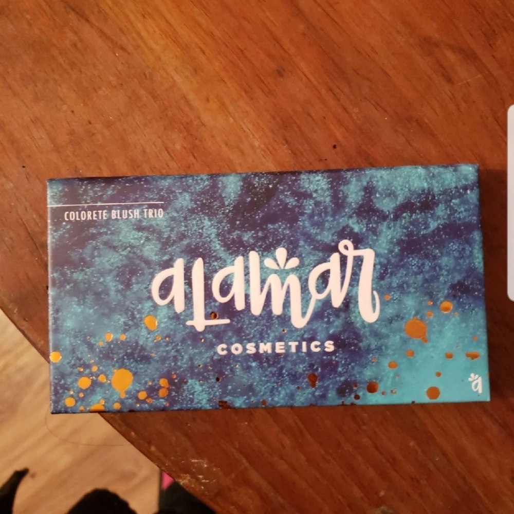 Brand new make up palette